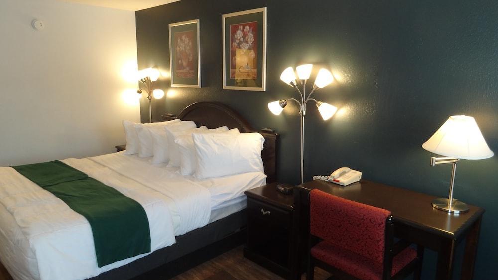 @ Michigan Inn&lodge Petoskey
