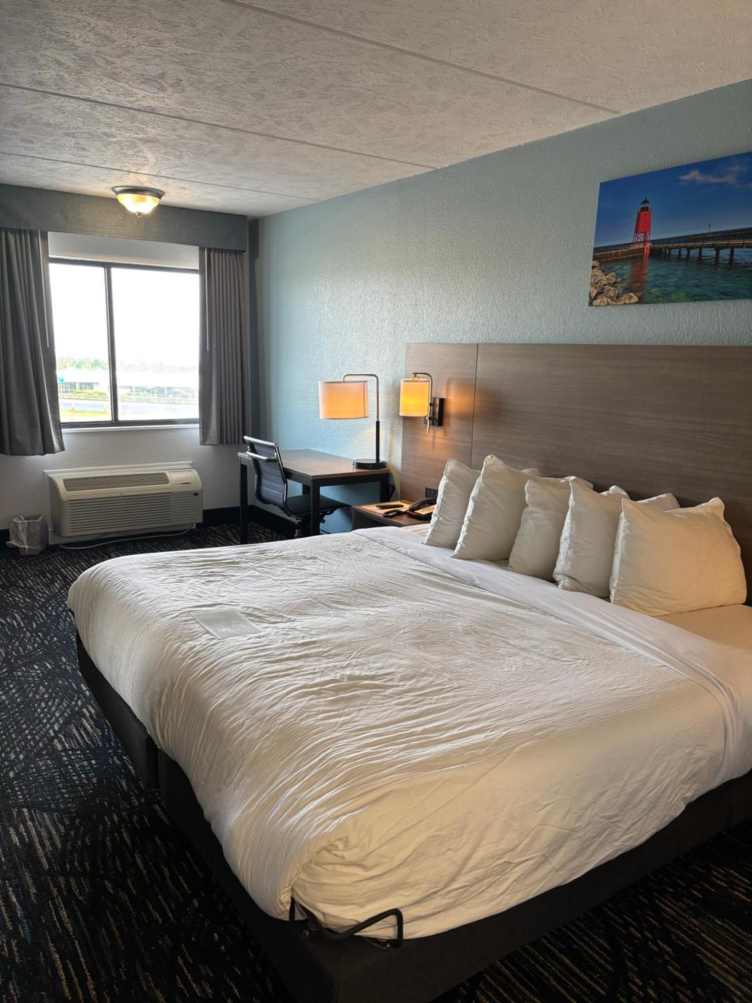 @ Michigan Inn&lodge Motel Petoskey