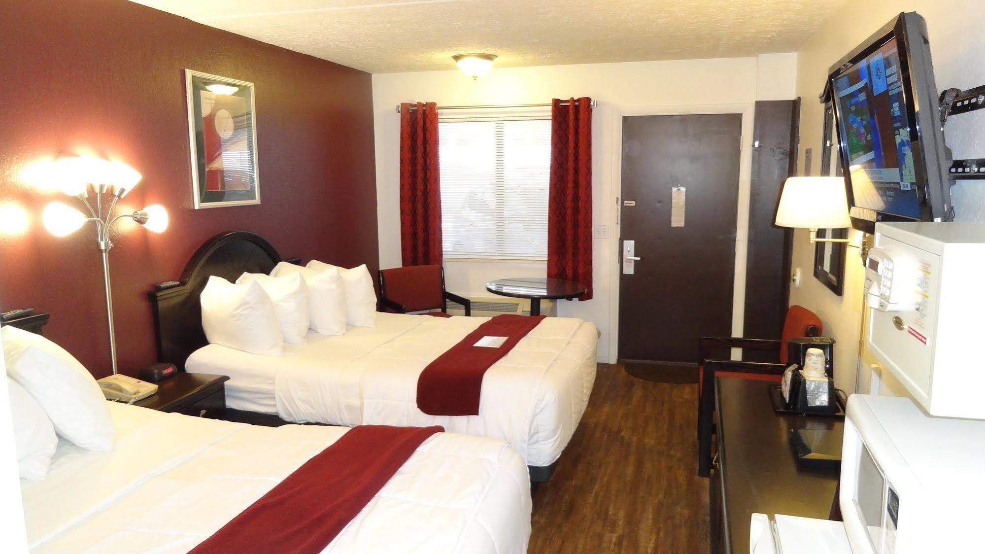 Motel @ Michigan Inn&lodge 2*