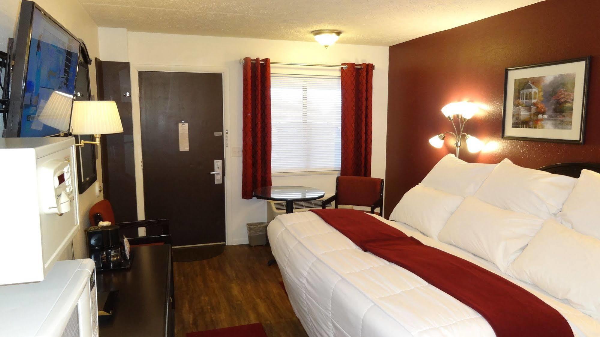 @ Michigan Inn&lodge Motel Petoskey