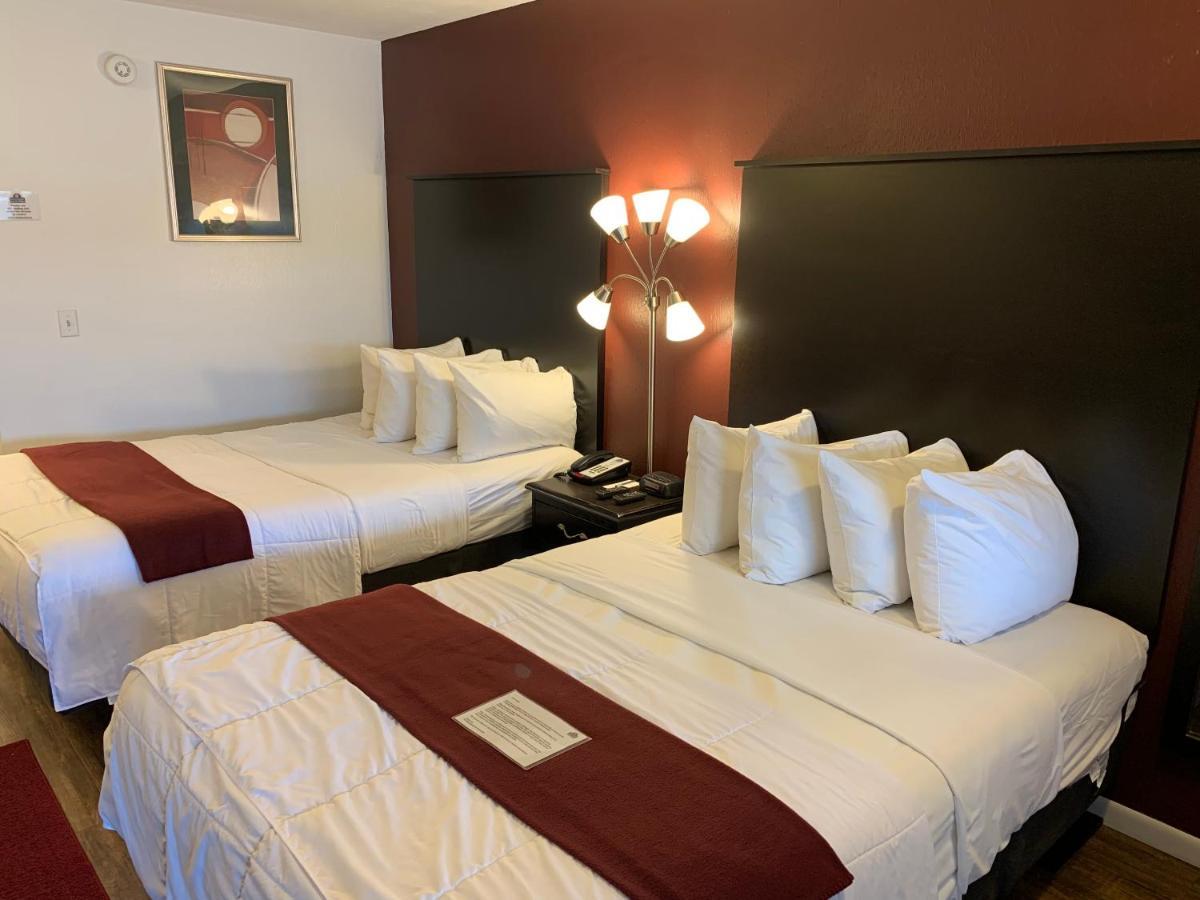 Motel @ Michigan Inn&lodge 2*